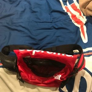Supreme x The North Face fanny pack